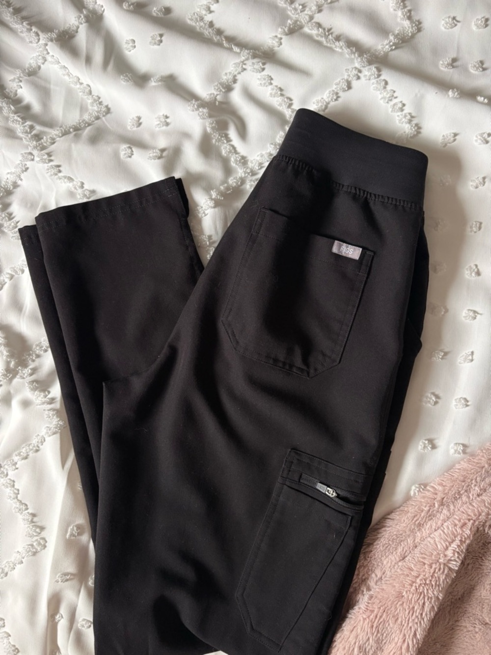 Figs Black Yola High Waisted 2.0 - Tall Skinny Scrub Pants - Picture 3 of 9